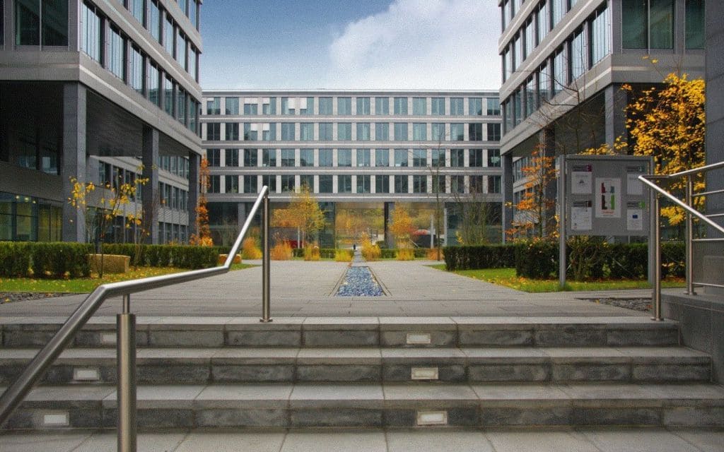 Espace de bureau à louer au Luxembourg : quels sont les défis pour les entreprises ? 3 Bureau à Luxembourg